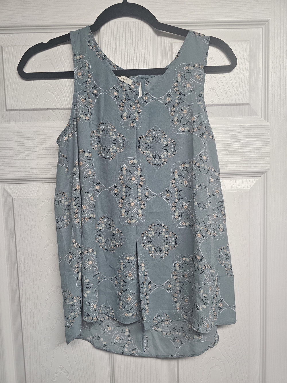 Maurices Dusty Blue Floral-Print Sleeveless Tank